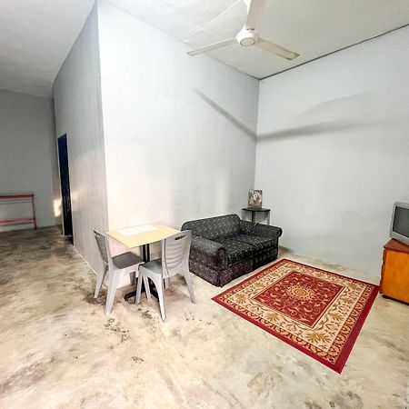 Budget Rest House بادانج بيسار المظهر الخارجي الصورة
