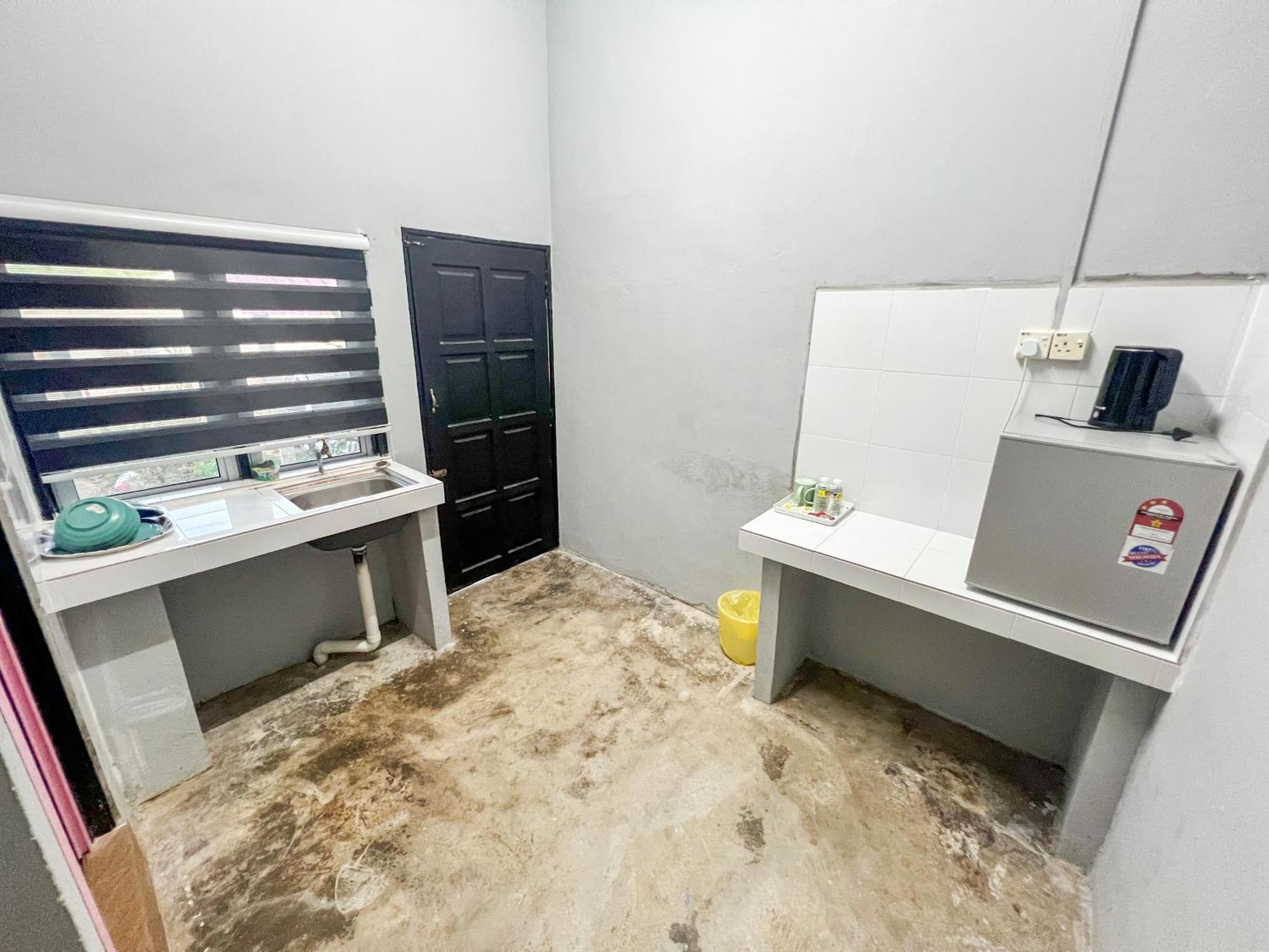 Budget Rest House بادانج بيسار المظهر الخارجي الصورة