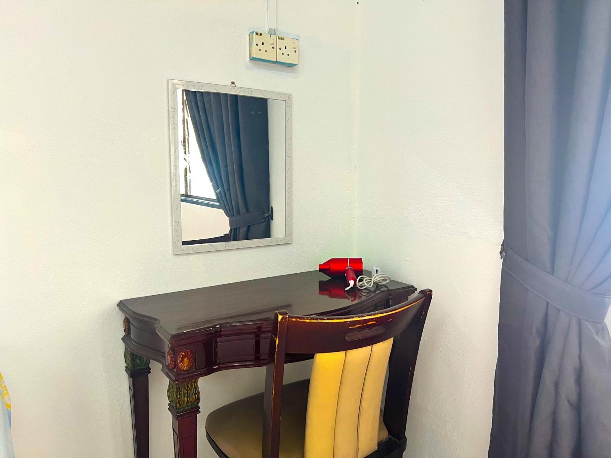 Budget Rest House بادانج بيسار المظهر الخارجي الصورة