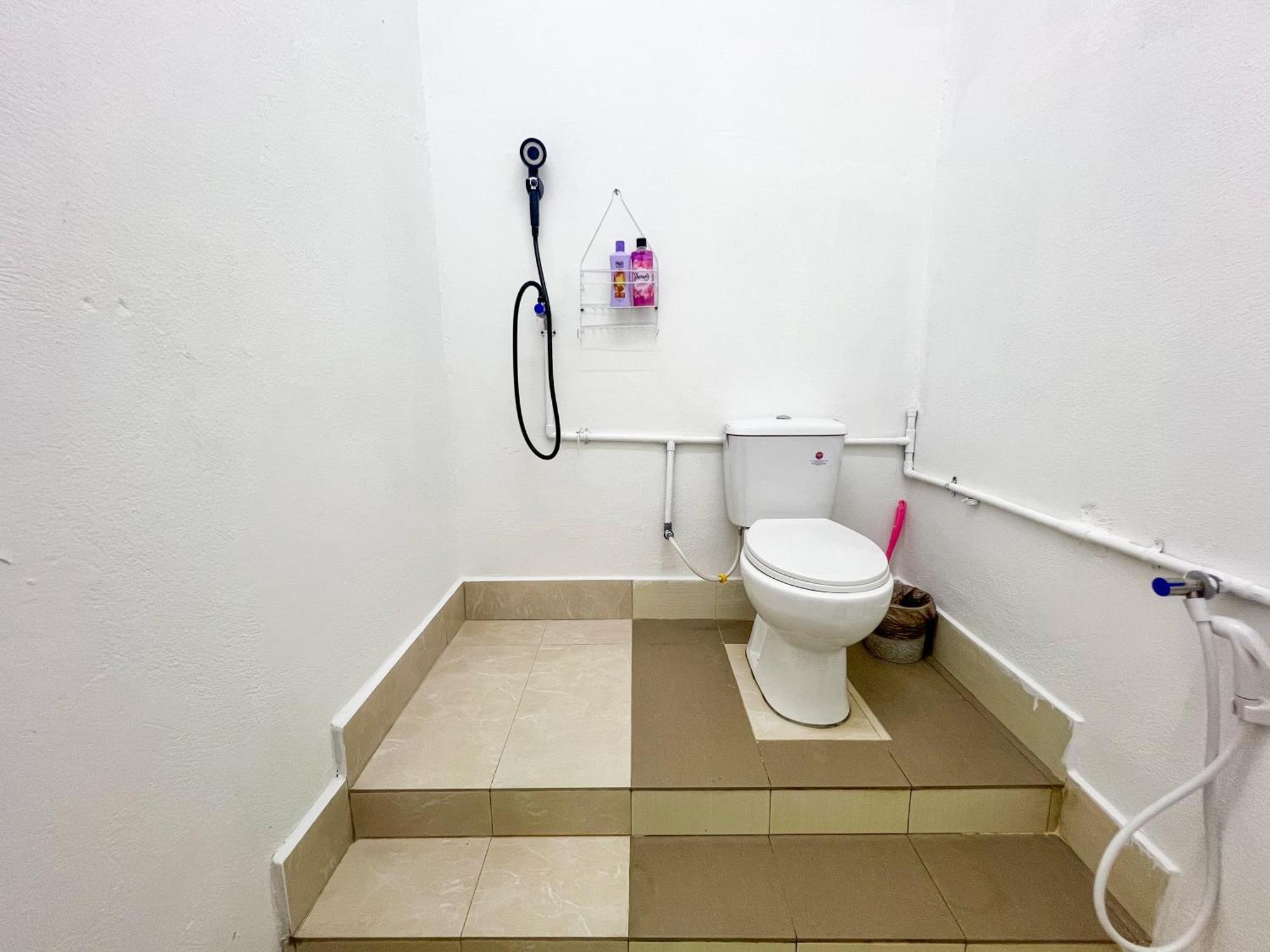 Budget Rest House بادانج بيسار المظهر الخارجي الصورة
